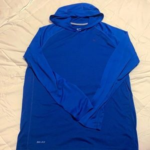 Men’s long sleeve dri fit Nike shirt